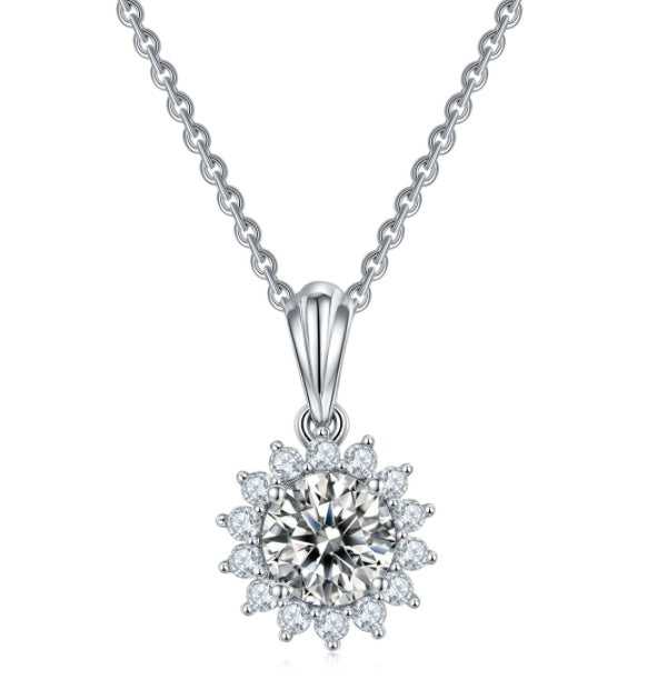 Conjunto de três peças em prata 925: colar, brinco e pulseira