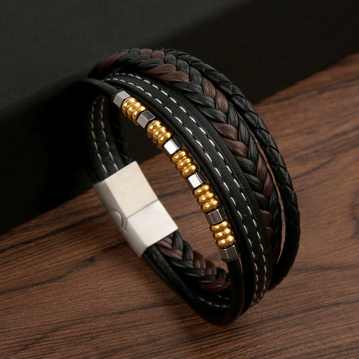 Pulseira de Couro e Aço Inoxidável