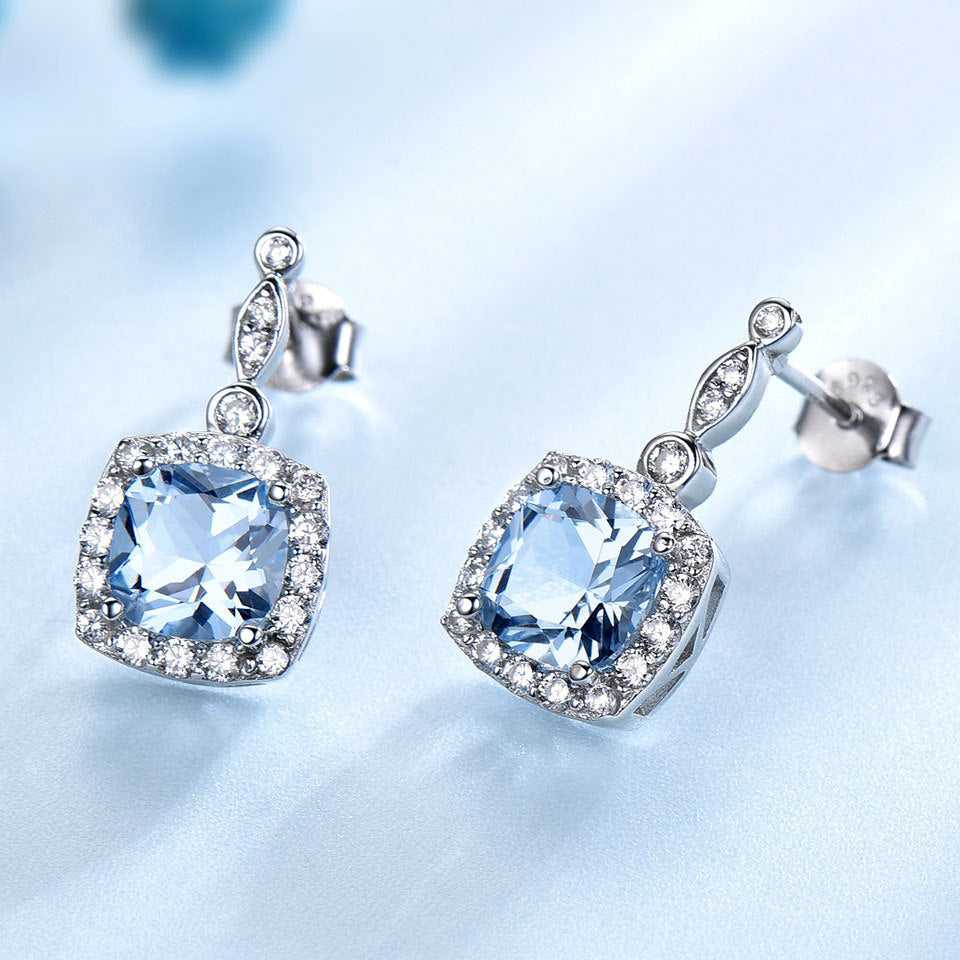 Conjunto de quatro peças com colar em prata de lei 925 e topázio azul-celeste