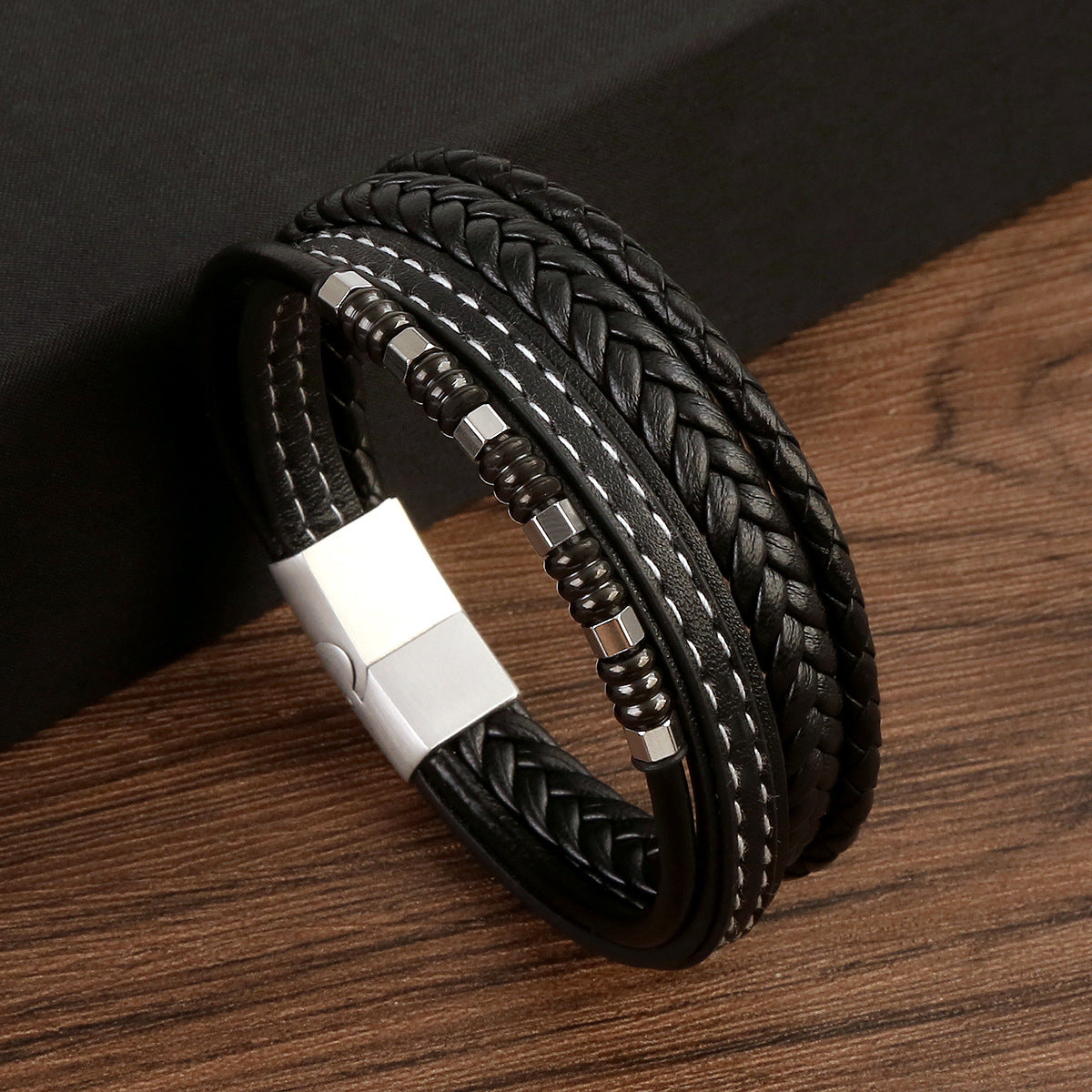 Pulseira de Couro e Aço Inoxidável