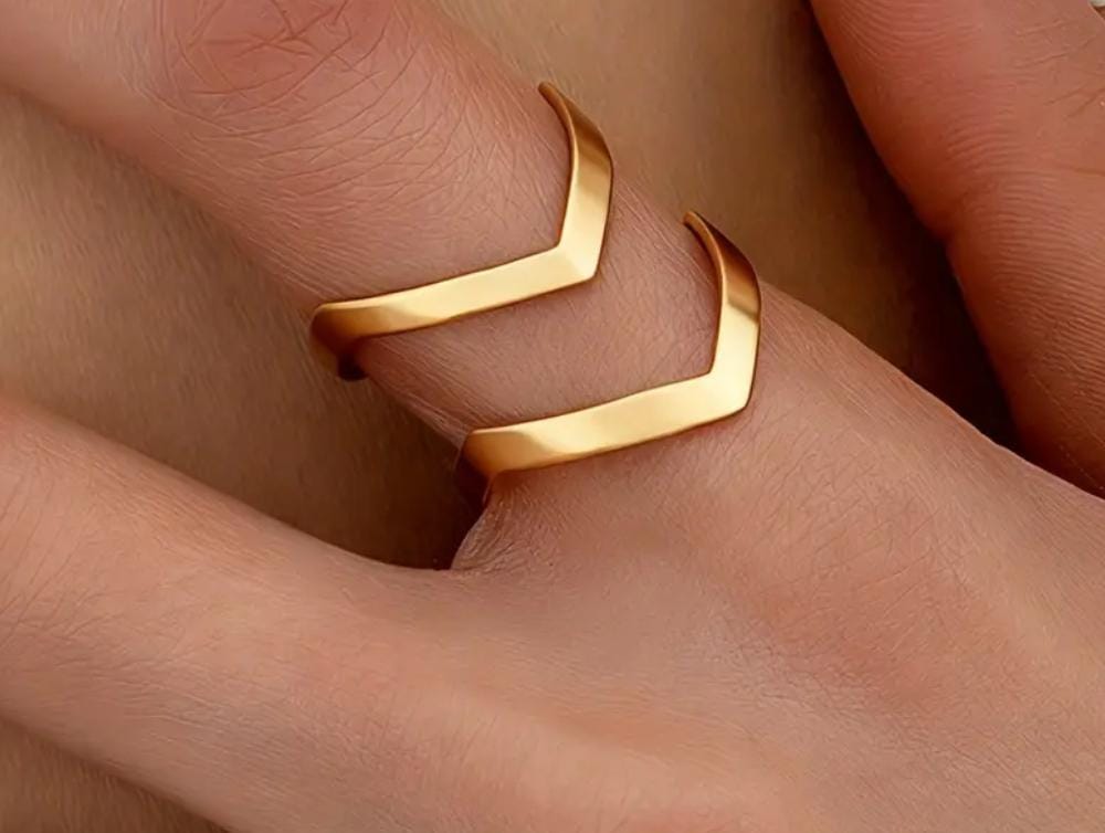 Anel aberto banhado a ouro 18k