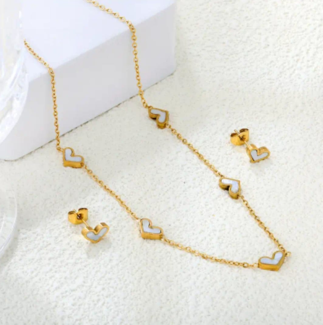 Conjunto Colar e brincos, banhado a ouro 18k