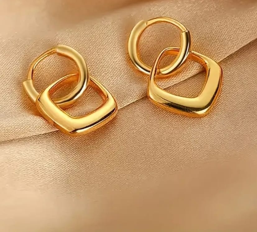 Brinco quadrado banhado a ouro 18k