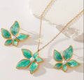 Colar Flor aço inoxidavel banhado a ouro 18k