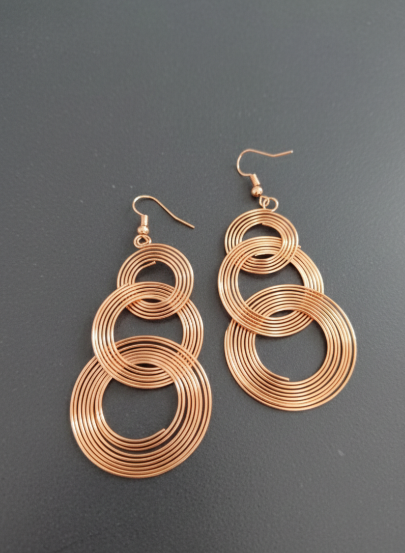 Brinco aço inoxidável banhado a ouro 18K
