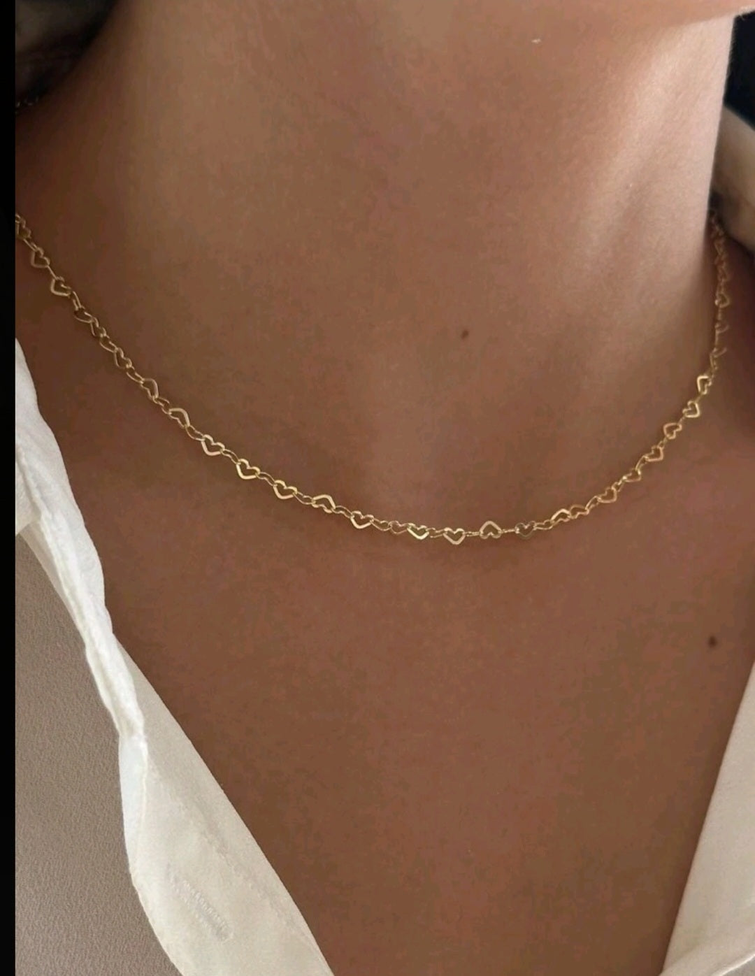 Choker corações em aço inoxidável banhado a ouro 18K