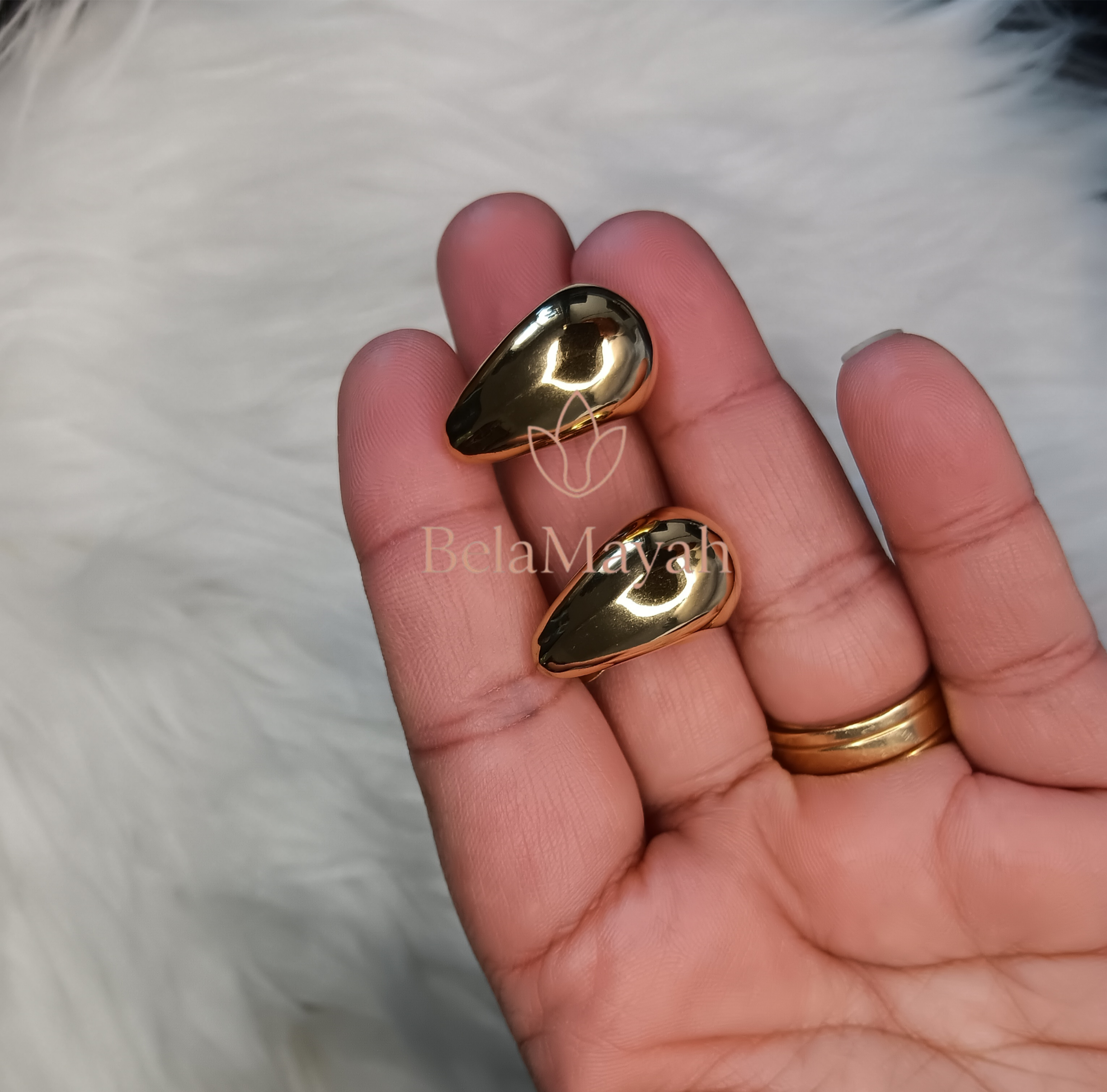 Brinco aço inoxidável banhado a ouro 18K