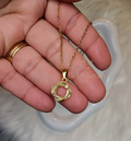 Colar círculo com zircónia