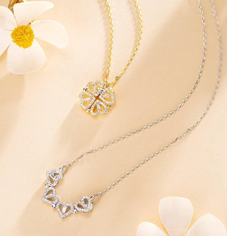 Colar "Flor e corações", Aço banhado a ouro 18K